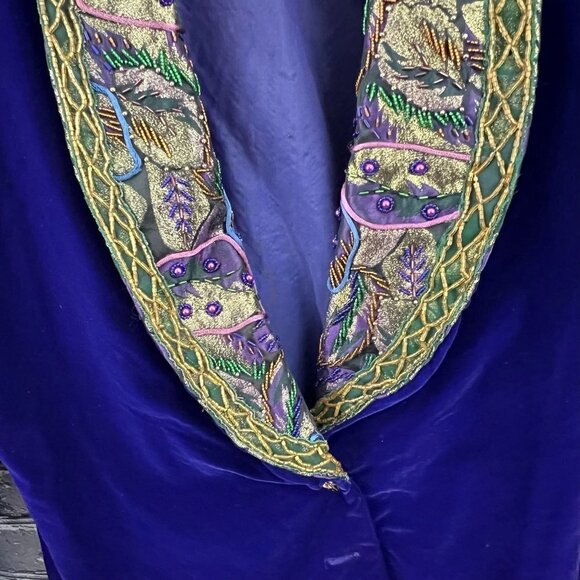 Victoria's Secret Purple Velvet Jacket vintage Beaded Sequins Size S Metallic - Picture 12 of 14